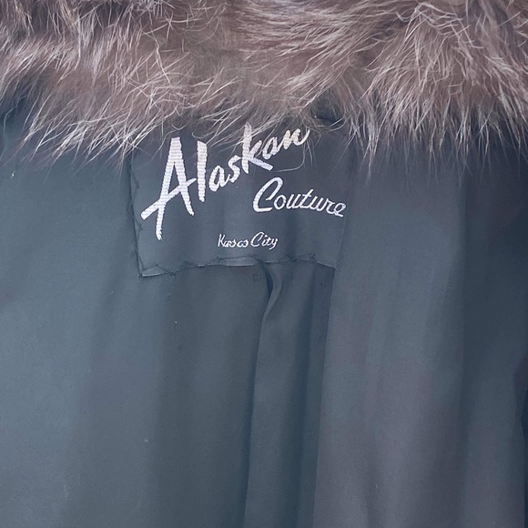 VINTAGE REAL FUR Coat Alaskan Couture Size 8 - Picture 3 of 5